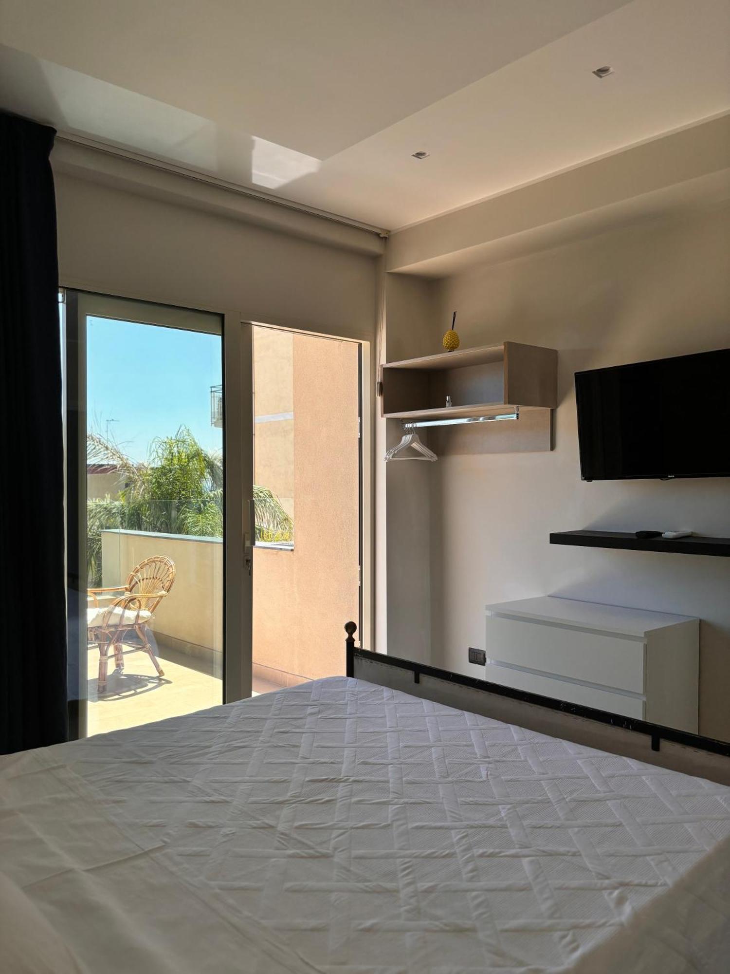 Ig - "Villa Don Antonio" Apartments Giardini-Naxos Exterior foto